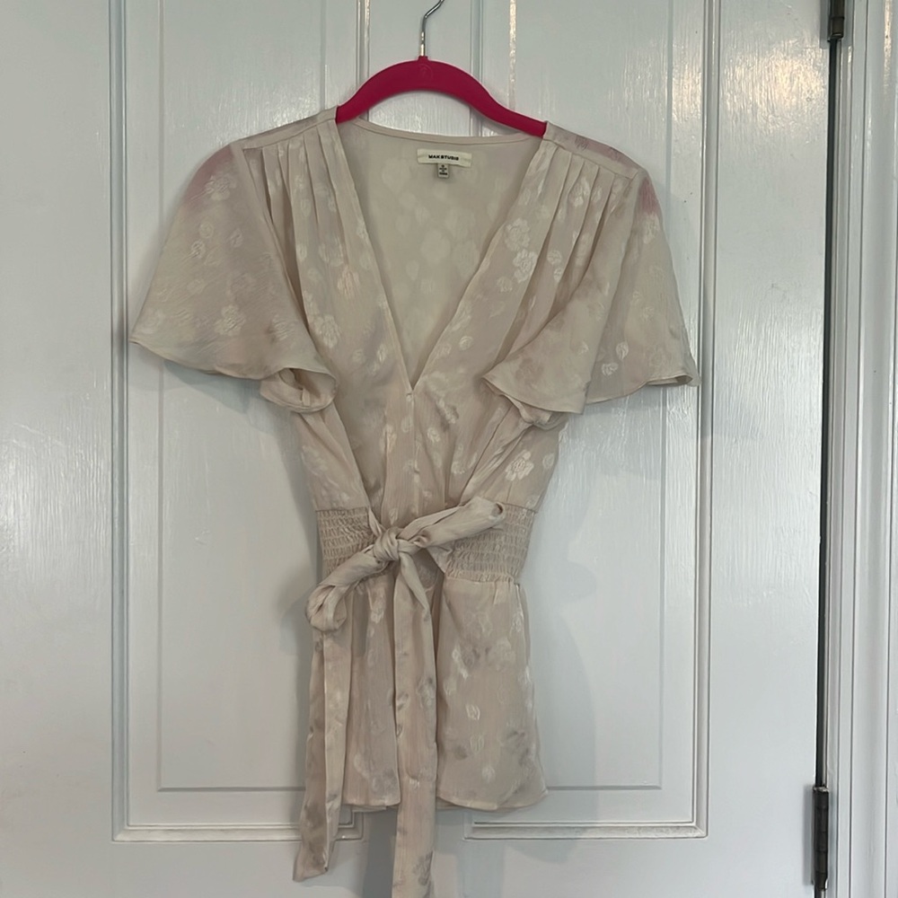 Lucky brand cream colored top